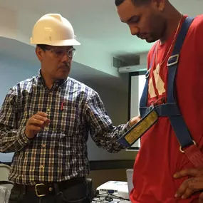 Bild von Casa del Inmigrante: Inmigracion, OSHA, ITIN Taxes, Seguros, Real Estate