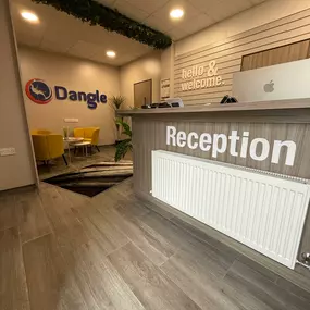 Bild von Dangle Academy
