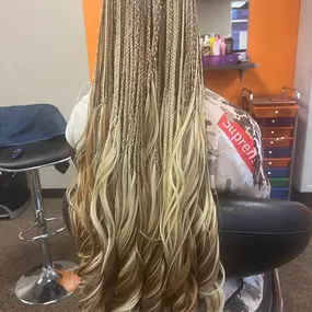 Bild von Queen ayelo african hair braiding