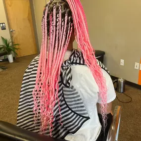 Bild von Queen ayelo african hair braiding