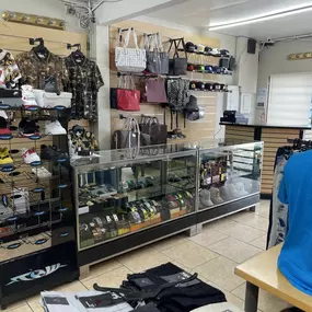Bild von On Time Mens Wear