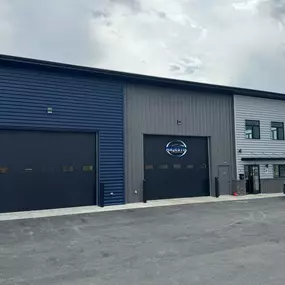 Bild von Majestik Auto Detailing | Ceramic Pro Billings Tint, Clear Bra & Ceramic Coating