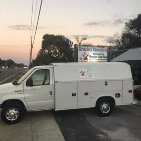 Bild von Amazing Repair Service & Gracie's Goodie's
