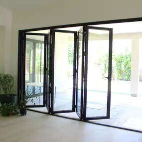 Bild von Outlook Folding Doors and Windows LLC