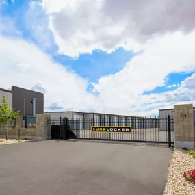 Bild von LuxeLocker Premium Storage - Corporate Office