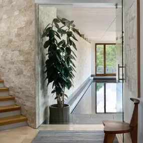 Bild von Joe McGuire Design - Aspen Interior Designers