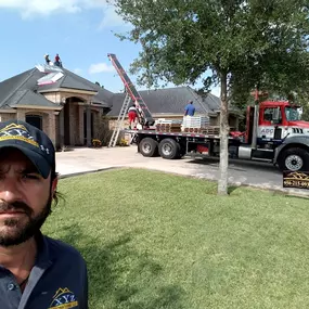 Bild von XYZ Roofing and Restorations