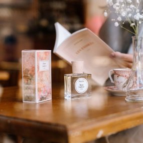 Bild von Schnupper Stübchen Bio-Parfum & Duftvielfalt