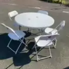 Bild von Deen Party Hires Ltd