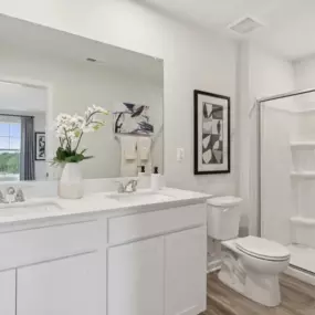 Private Bathrooms at Essence at Chestnut Ridge North