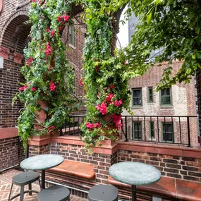 Bild von Artie's Backroom & Rooftop