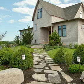 Bild von Salmon Falls Nursery & Landscaping