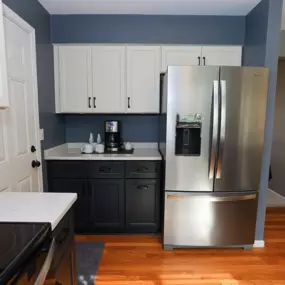This West Chester home got a new kitchen makeover recently. It features beautiful Driftwood Quartz countertops, and new black and white cabinets from J&K. We also added the hardware. It's a stunning look! Are you thinking about upgrading your kitchen? We can help. Visit our Facebook page to see ideas.