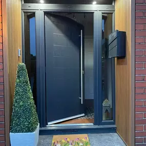 Bild von Radiance Doors Ltd