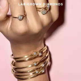 Endless sparkle. Infinite possibilities.

The Pandora Infinite lab-grown diamond collection — designed to shine in every moment. These stunning bangles stack effortlessly for a look that’s modern, meaningful, and endlessly you.