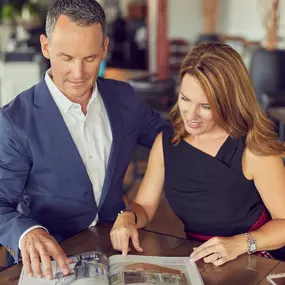 Bild von The Helgemo Team | Compass Real Estate Office & Agents