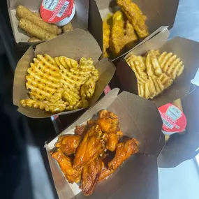 Bild von Atomic Wings - BedStuy