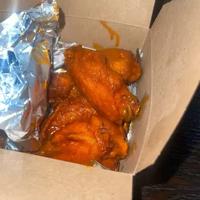 Bild von Atomic Wings - BedStuy