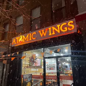 Bild von Atomic Wings - BedStuy