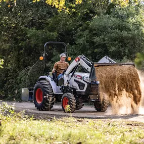Bobcat-ct2025-compact-tractor