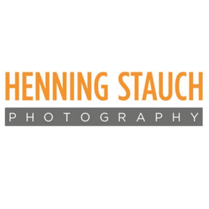 Logotyp från Henning Stauch Photography