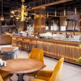 Moderne Edelstahlküche für Gastronomie und Hotelbetrieb