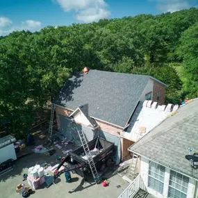 Bild von MacDonald Roofing & Remodeling