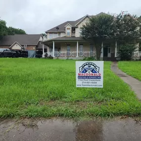 Bild von MacDonald Roofing & Remodeling