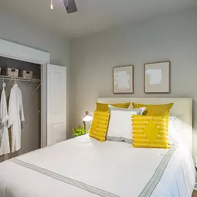 Bild von Imperial Oaks Square