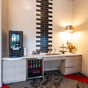 Bild von Imperial Oaks Square