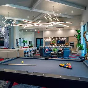 Bild von Imperial Oaks Square