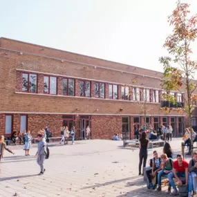 Bild von Hilfertsheem College