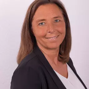 Sandra Schiffgen - AXA Versicherung Höffelmann & Michalczik in Recklinghausen