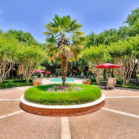 Resort-style pool and courtyard