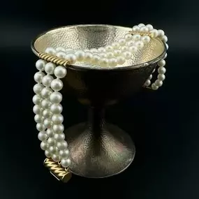 Bild von Eugene Coin & Jewelry