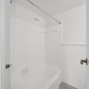 A Bathroom With Bathtub