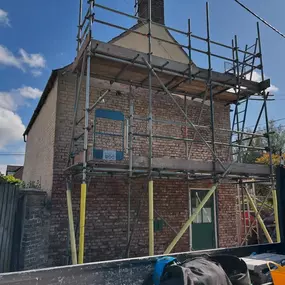Bild von DGB Scaffolding