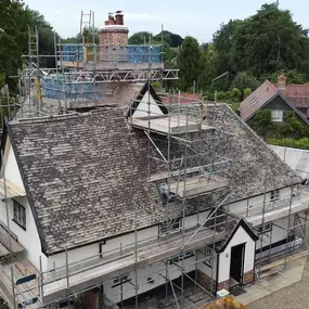 Bild von DGB Scaffolding