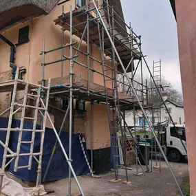 Bild von DGB Scaffolding