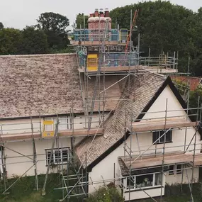 Bild von DGB Scaffolding