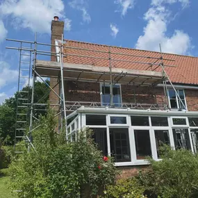 Bild von DGB Scaffolding