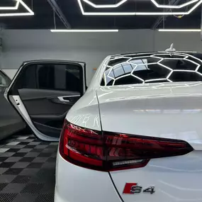 Bild von 360 Tints & Body