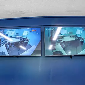 7682 - Security Screens