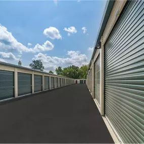 Exterior Units - Extra Space Storage at 10986 Allisonville Office Dr, Fishers, IN 46038