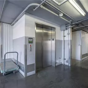 Exterior Units - Extra Space Storage at 2721 E Greenway Pkwy, Phoenix, AZ 85032