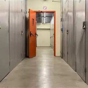 Interior Units - Extra Space Storage at 3701 Inglewood Ave, Redondo Beach, CA 90278