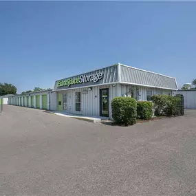 Alternate Beauty Image - Extra Space Storage at 850 Airport Rd, Destin, FL 32541