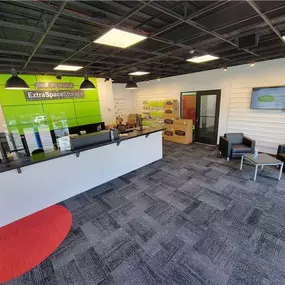 Office - Extra Space Storage at 1401 4th Ave, New Hyde Park, NY 11040