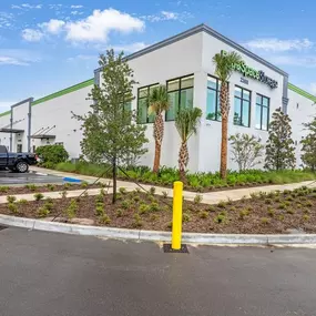 Beauty Image - Extra Space Storage at 2380 47th St, Vero Beach, FL 32967