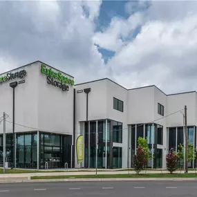 Beauty Image - Extra Space Storage at 1000 E 50th St, Austin, TX 78751